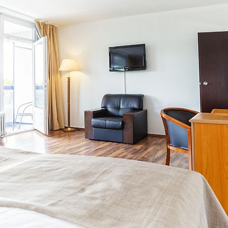 Hotel Ploener See By Tulip Inn Bagian luar foto