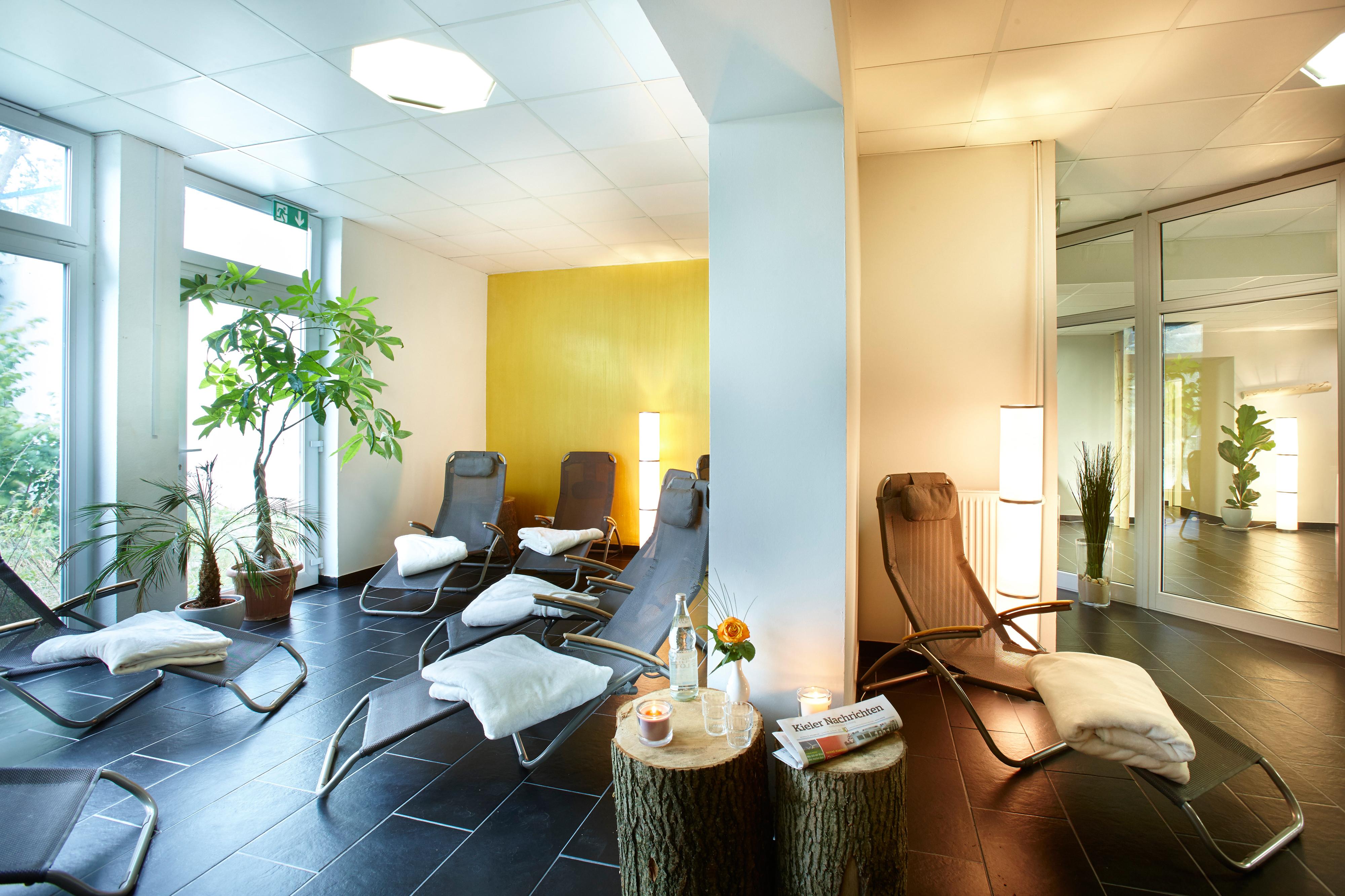 Hotel Ploener See By Tulip Inn Bagian luar foto