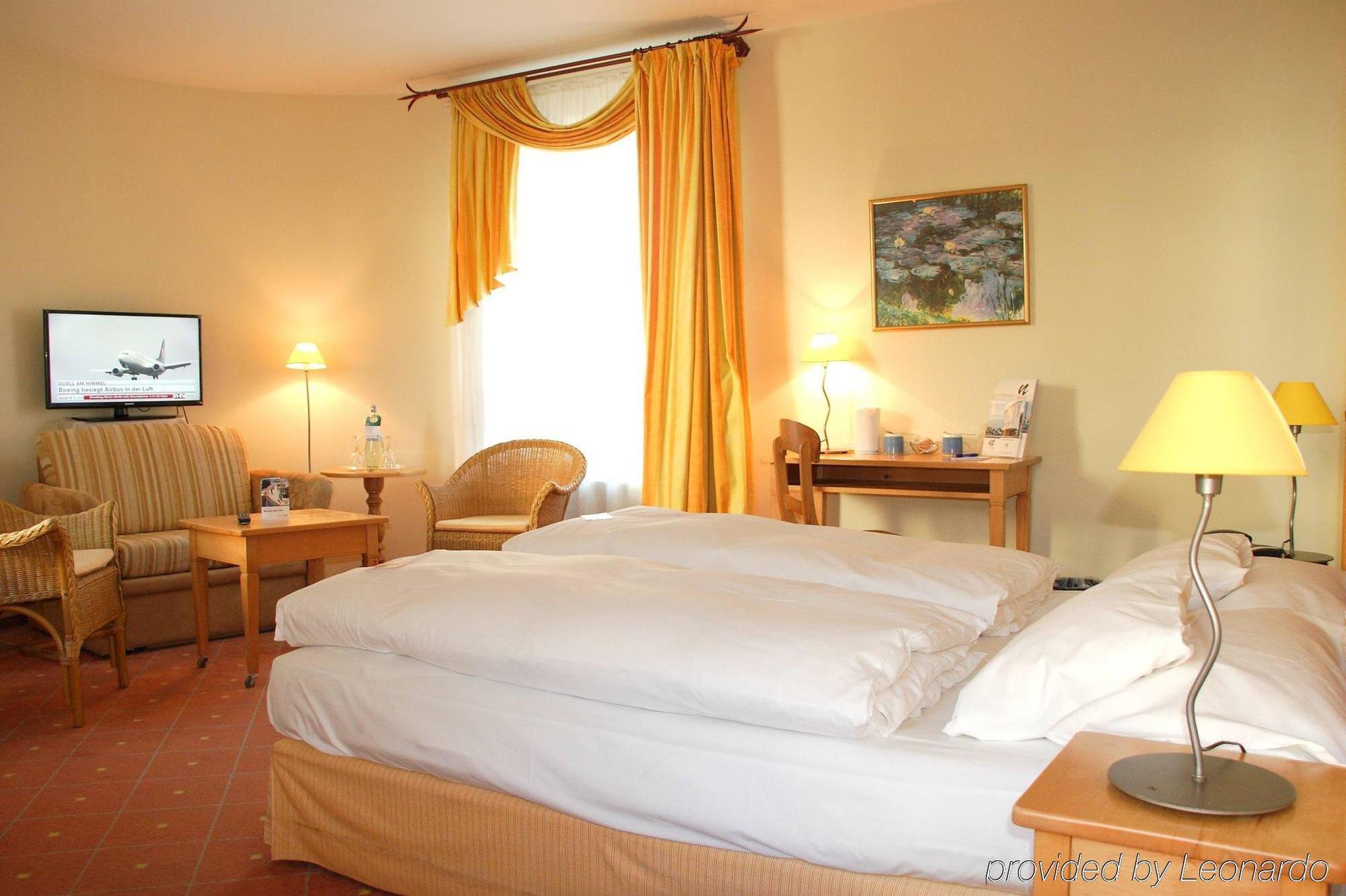 Hotel Ploener See By Tulip Inn Bagian luar foto
