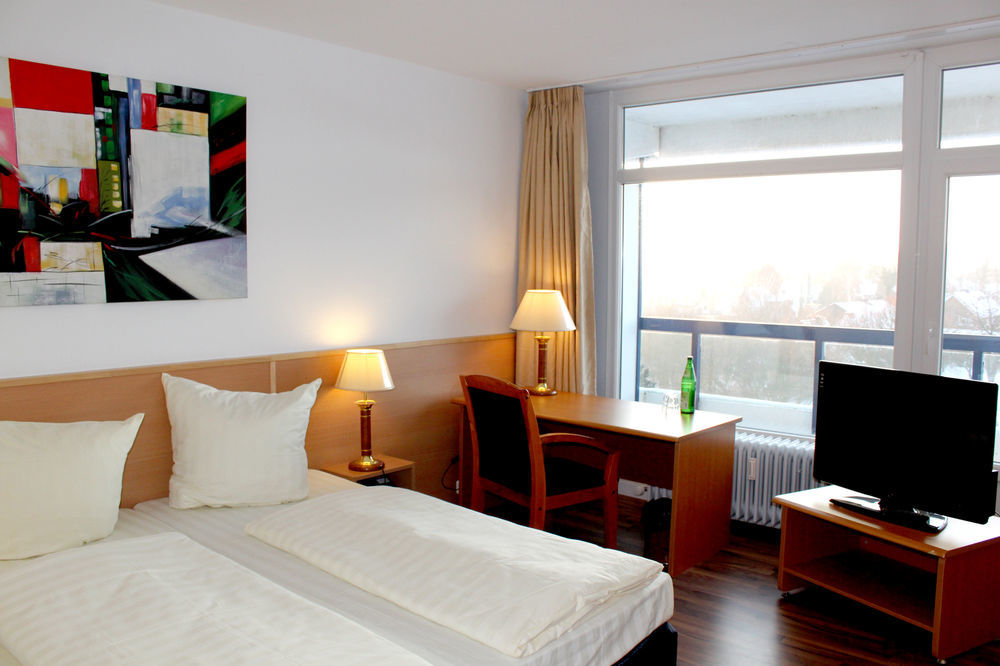Hotel Ploener See By Tulip Inn Bagian luar foto