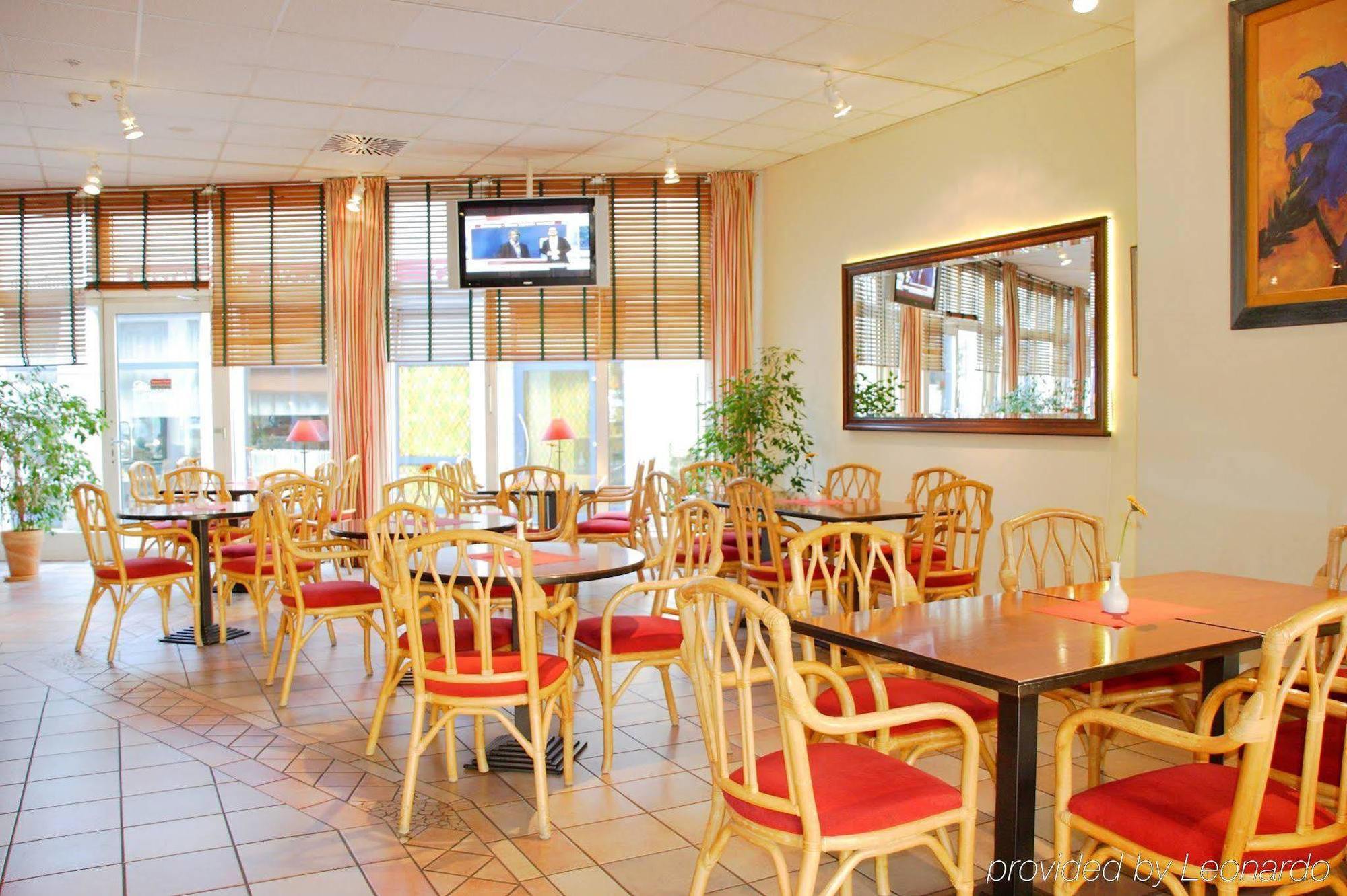 Hotel Ploener See By Tulip Inn Bagian luar foto